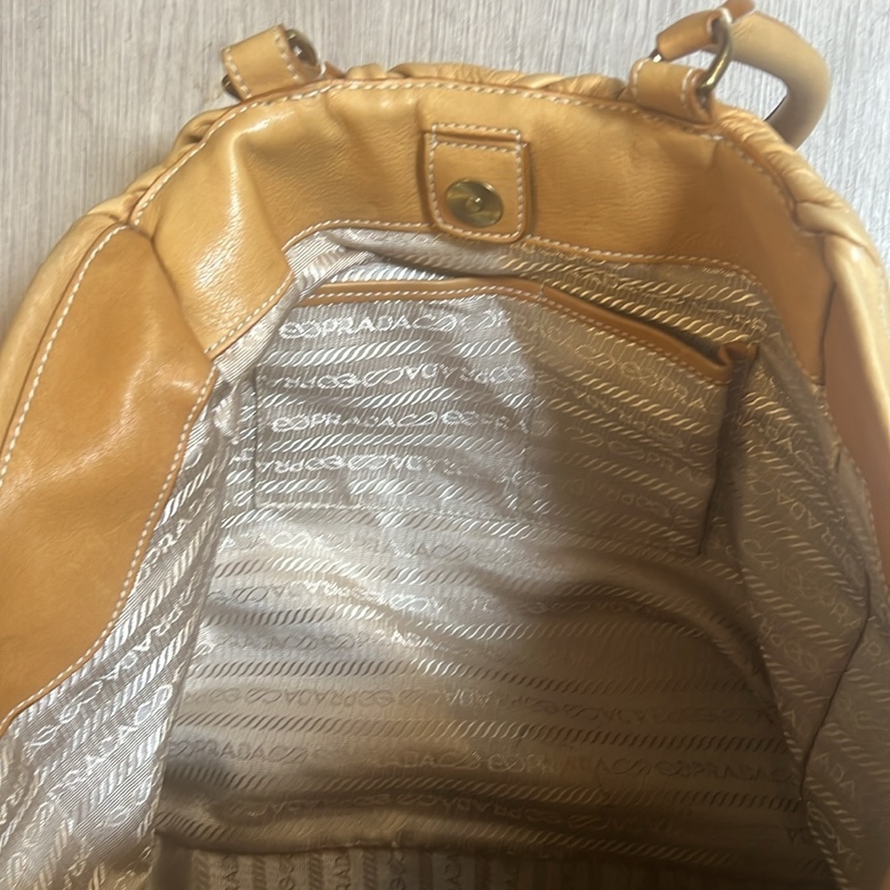 Prada - vintage casual tote - Picture 7 of 7